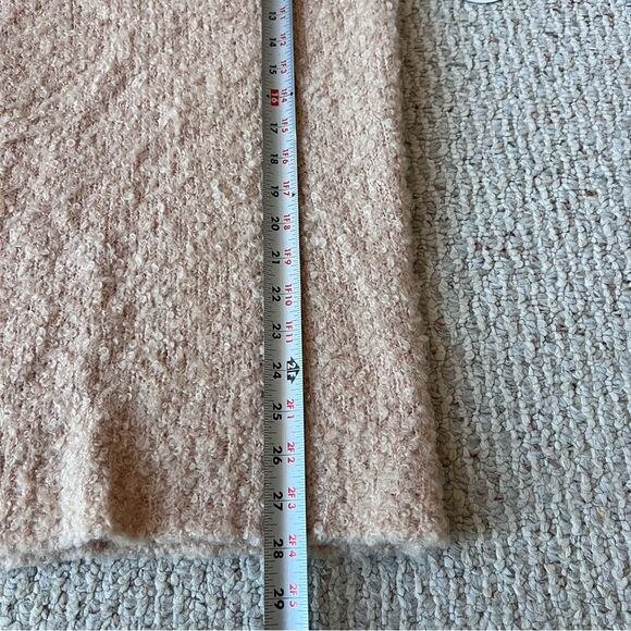 NWT Revolve TULAROSA Wool Alpaca Blend Bubble Sleeve V Neck Sweater - Picture 8 of 12